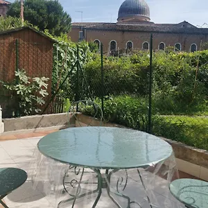  Apartment Calle Dei Preti Italy